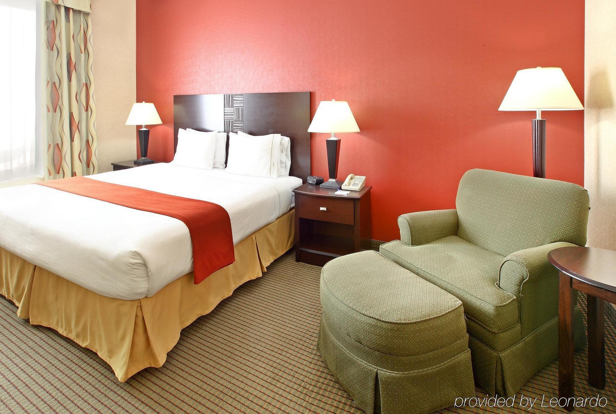 Holiday Inn Express Hotel & Suites Harrison Quarto foto